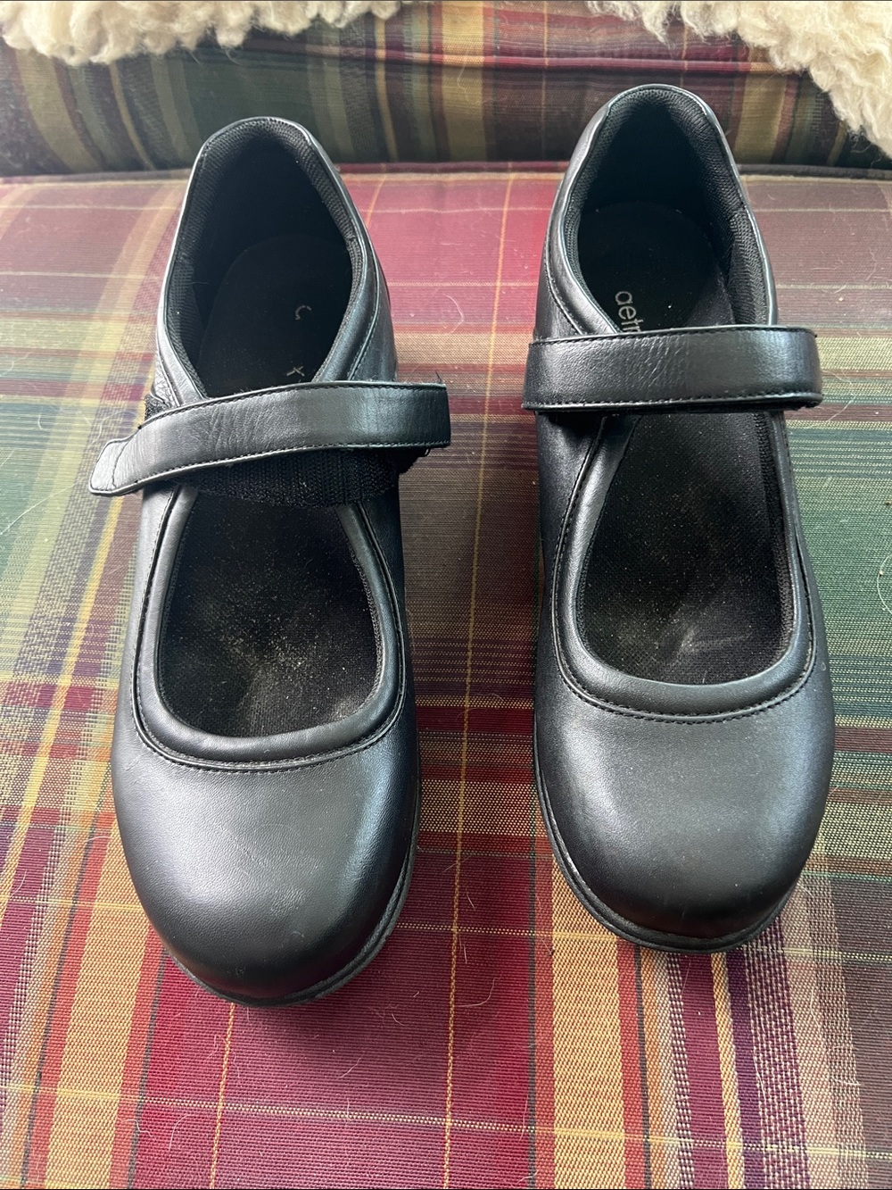 Aetrex Black Mary Jane shoes womens 9.5 wide